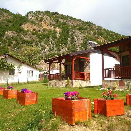 Karali Apartments Лагадин Экстерьер фото