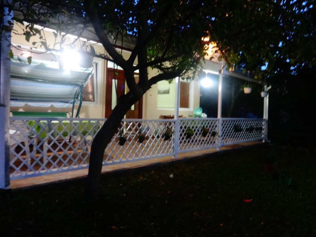 Karali Apartments Лагадин Экстерьер фото