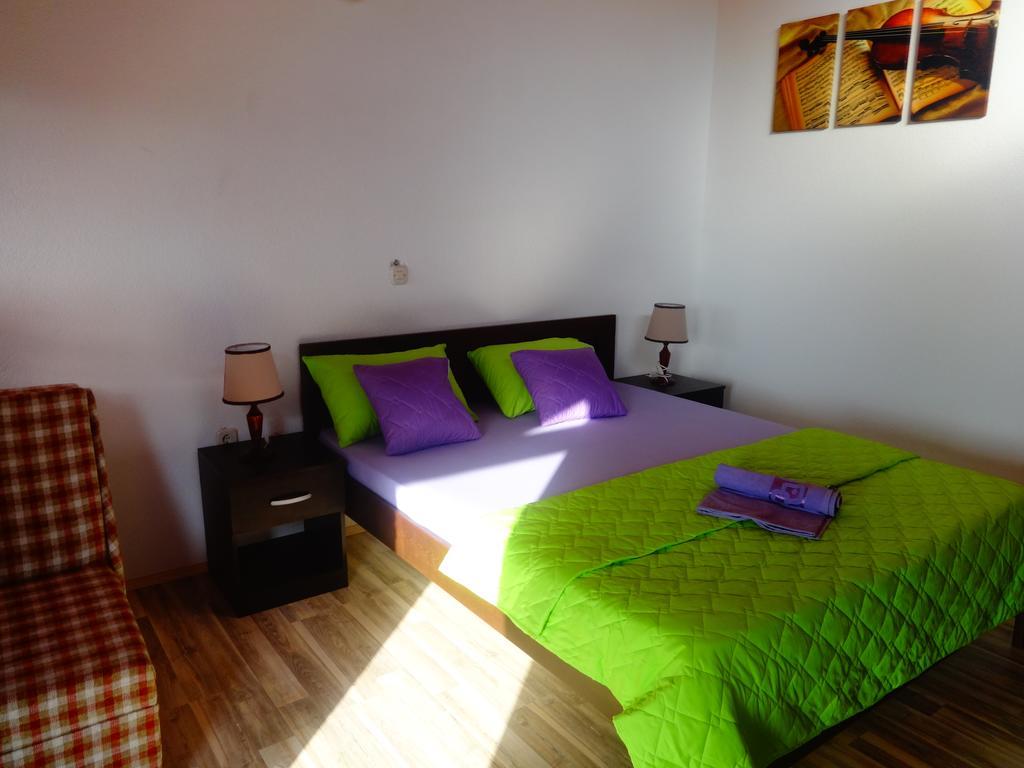 Karali Apartments Лагадин Экстерьер фото