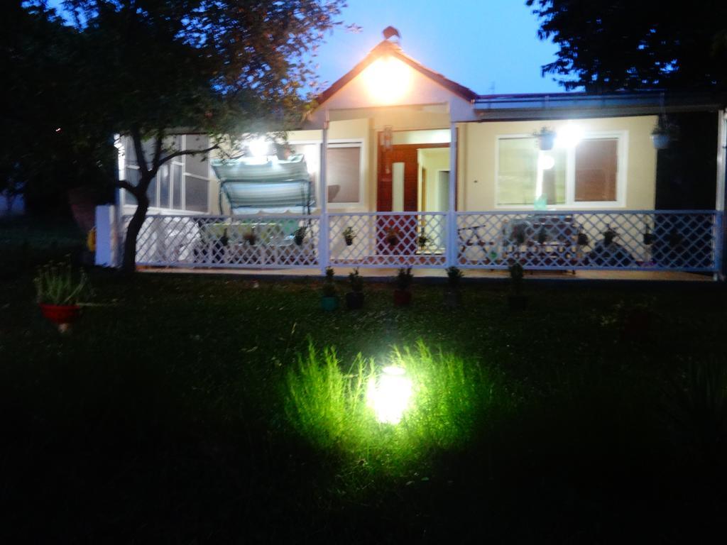Karali Apartments Лагадин Экстерьер фото