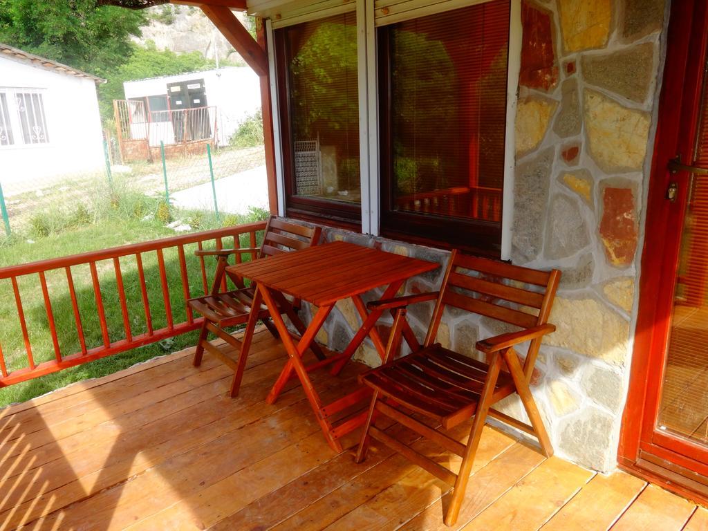 Karali Apartments Лагадин Экстерьер фото