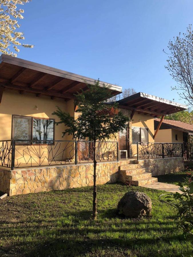 Karali Apartments Лагадин Экстерьер фото
